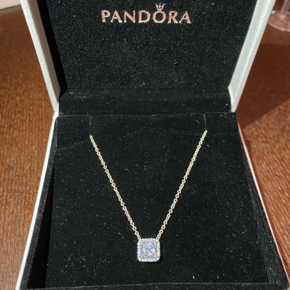Square sparkle halo necklace pandora deals